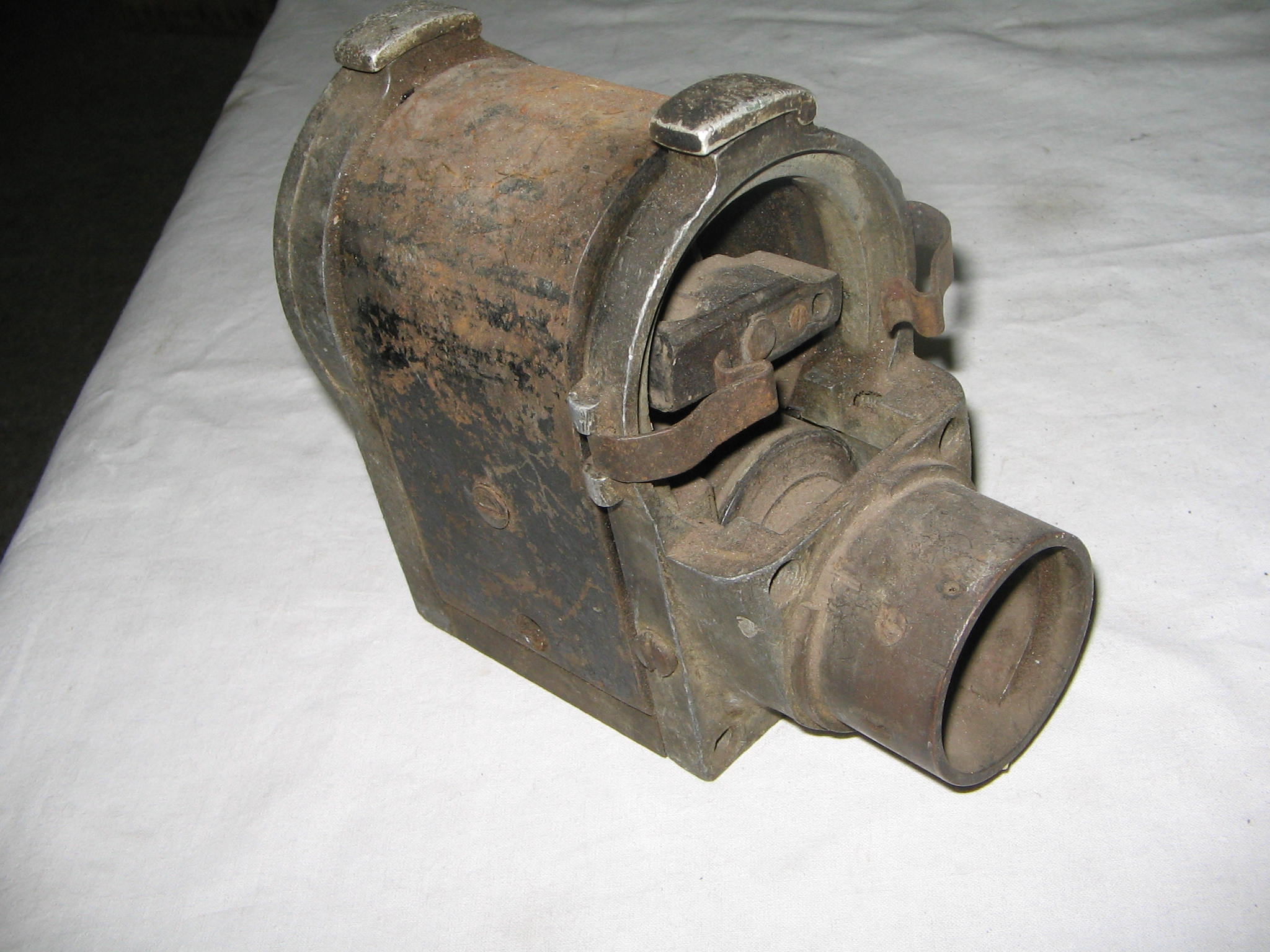 MAGNETE USATO N.835
